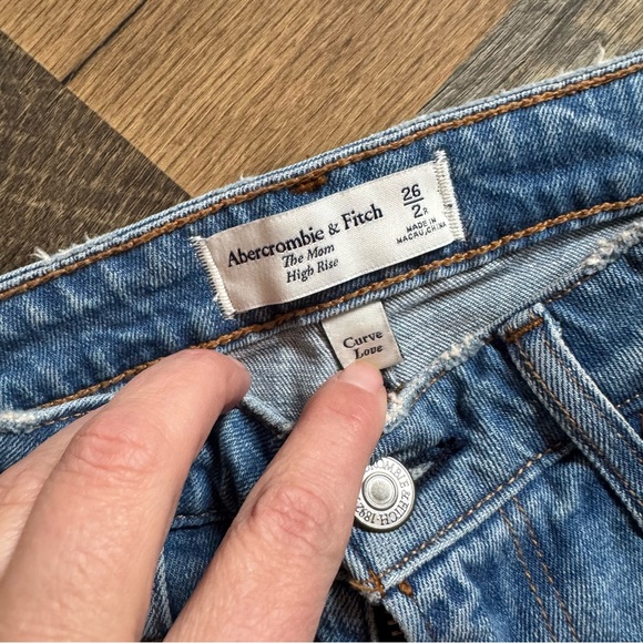 Abercrombie & Fitch Sky Blue High Rise Jeans - Picture 5 of 5